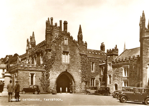 Tavistock Abbey Gatehouse 3 - Old Photos of Tavistock