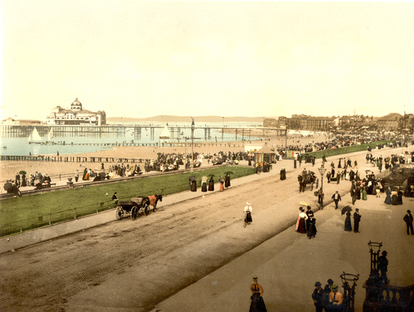Morecambe The Parade and Pier 7 - Old Photos of Morecambe