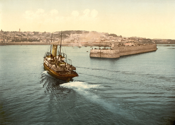 Guernsey St Peter's Port 11 - Old Photos of Guernsey