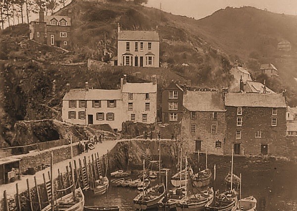 Polperro Harbour 12 - Old Photos of Polperro