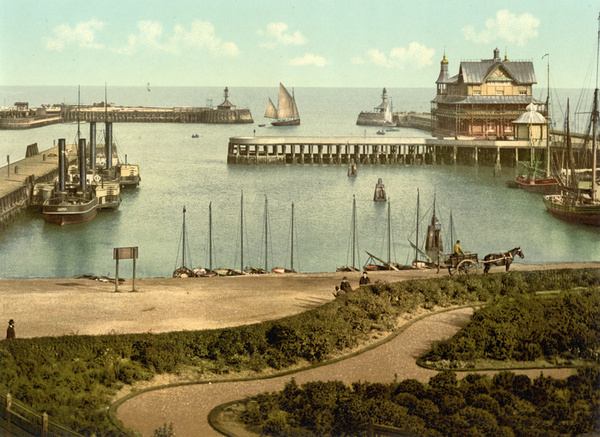 Lowestoft Harbour 12 - Old Photos of Lowestoft