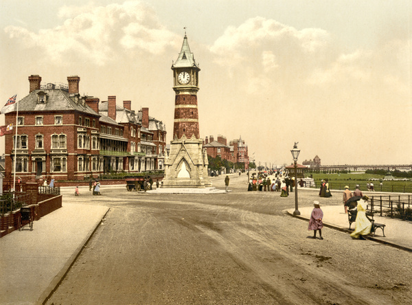 Skegness Parade and Tower 6 - Old Photos of Skegness