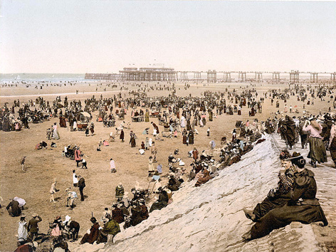 Blackpool Beach with North Pier 7 - Old Photos of Blackpool