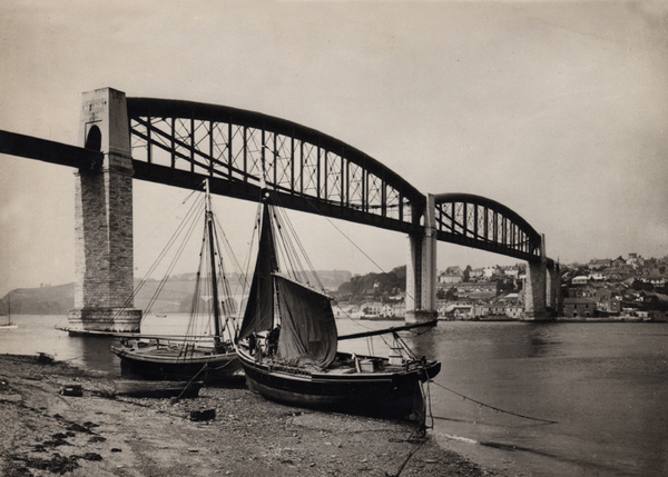 Brunel's Royal Albert Bridge 16 - Old Photos of Saltash