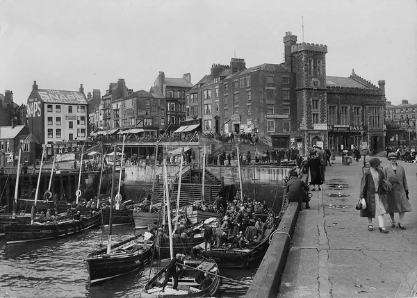 Bridlington Harbour 8 - Old Photos of Bridlington