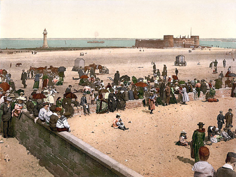 New Brighton Beach 1 - Old Photos of New Brighton