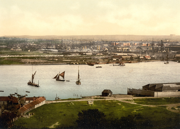 Chatham Dockyard 1 - Old Photos of Chatham