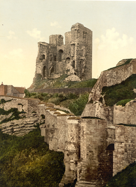 Scarborough Castle 5 - Old Photos of Scarborough
