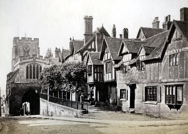 Warwick West Gate 4 - Old Photos of Warwick