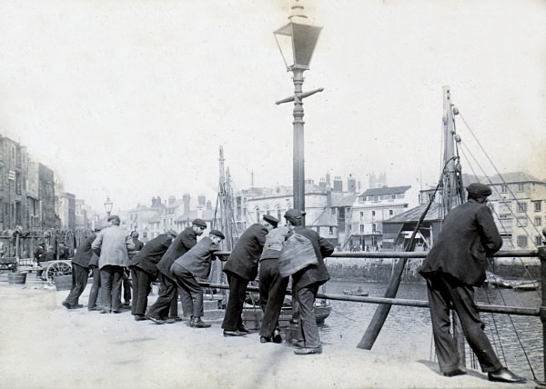 Quayside Plymouth Barbican 66 - Old Photos of Plymouth