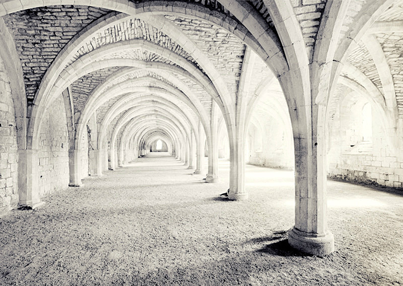  - Passing Monuments