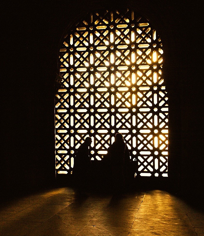  - Beauty of Light 4: Chiaroscuro