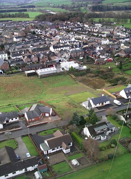Thornhill Village - Thornhill from a Kitestring