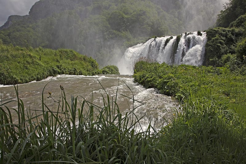 <center>The Marmore Falls</center><br> - <font color=yellow>Umbria - Italy</font>