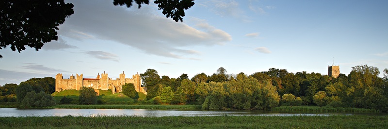 <center>Framlingham Castle</center><br> - <font color=yellow>Suffolk</font>