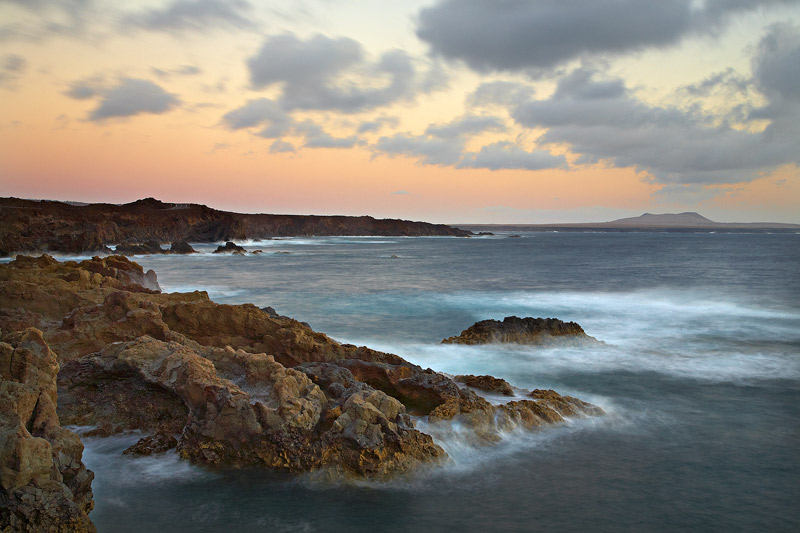 Sunset on the Rocks - <font color=yellow>Spanish Parts</font>