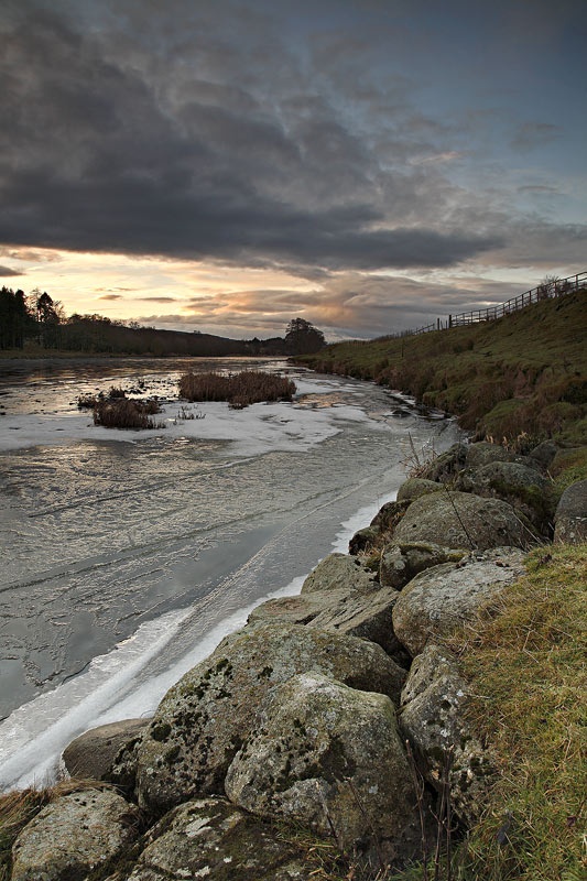 <center>Nightfall</center> - <font color=yellow>Scotland</font>