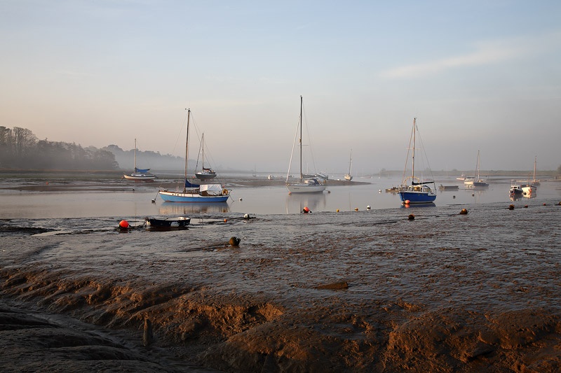 <center>Waiting for the Tide</center><br> - <font color=yellow>Suffolk</font>