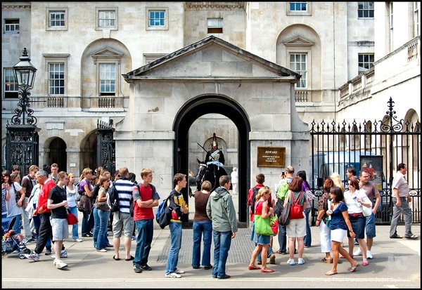 Horseguards (Lowry) - Images from London
