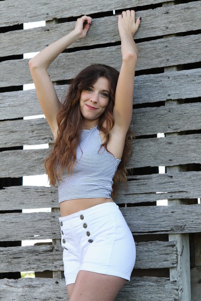  - Glamour and location