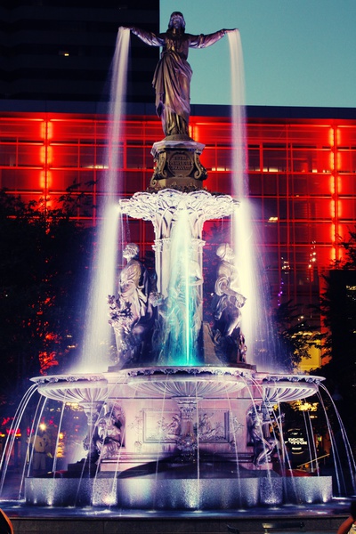 Fountain Square Statue in Red - Architecture and Night Skyline