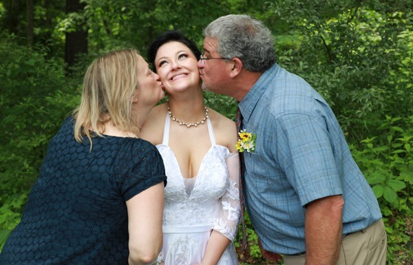 Oh No, parents and another Kiss! - Oak Openings Wedding