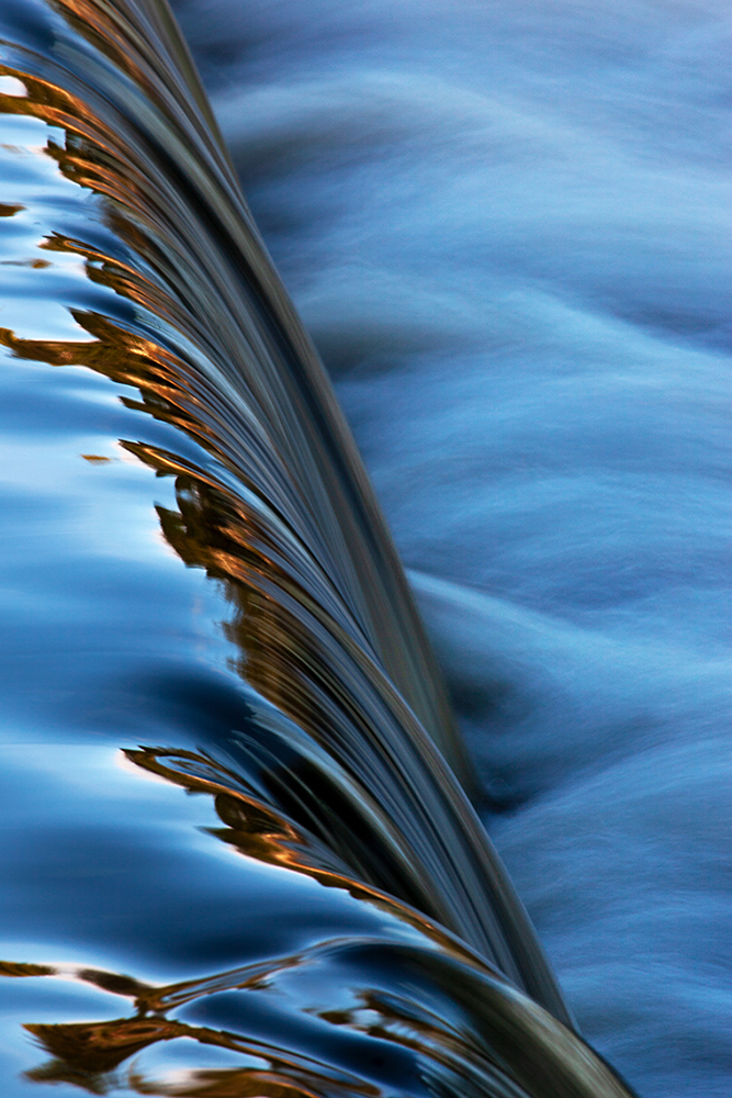 River Manifold - Abstract and Detail