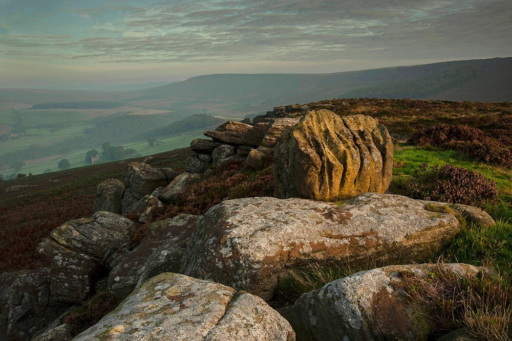 Knuckle Stone, Peak District - Land