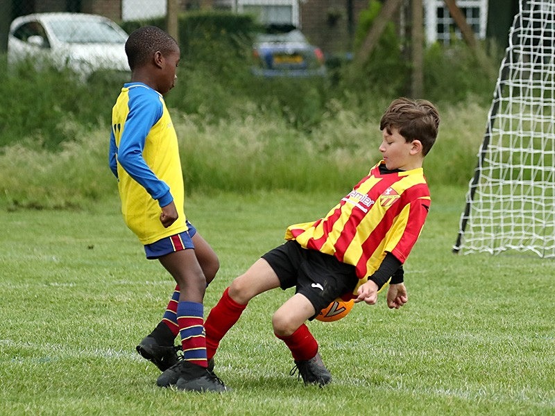 0456_AMT_4855 - Farnborough OBG FC Under 9s at Baldon Sports Tournament