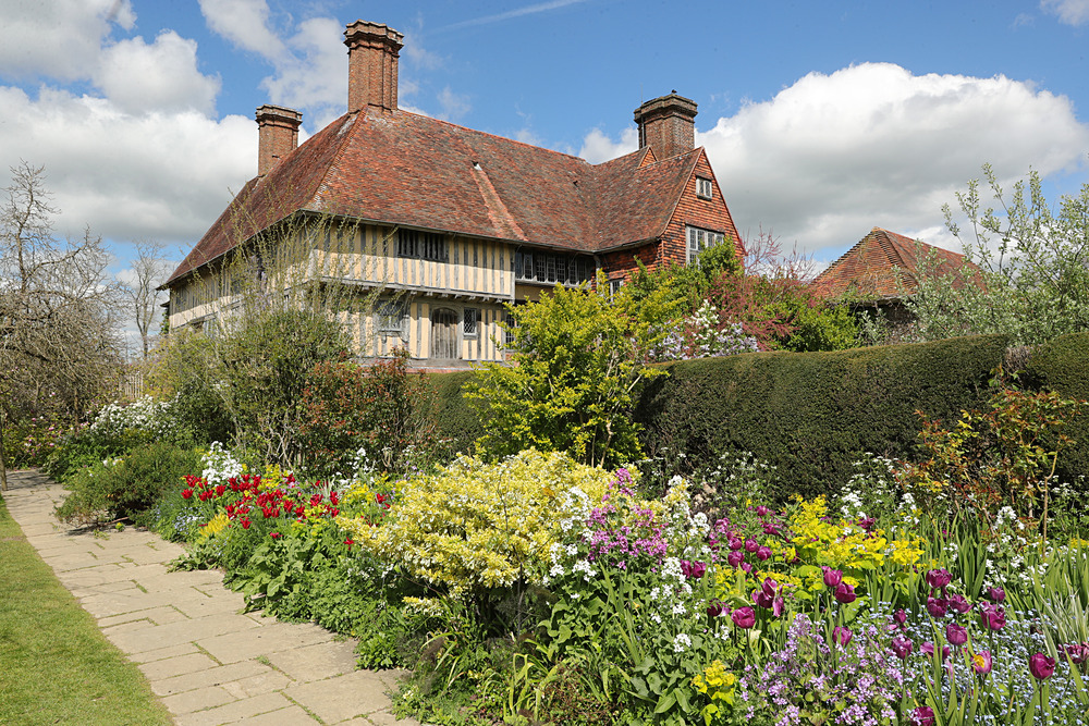 AW1I5179 - Great Dixter April 2024