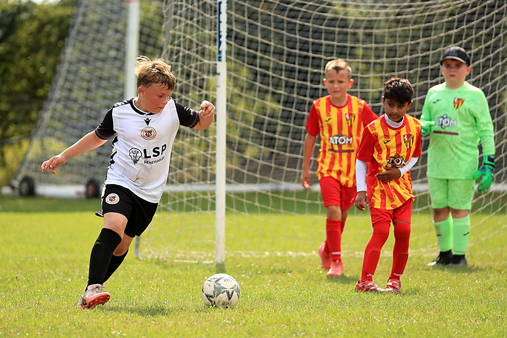 0051 - Farnborough OBG U9s v. Bromley FC U9s