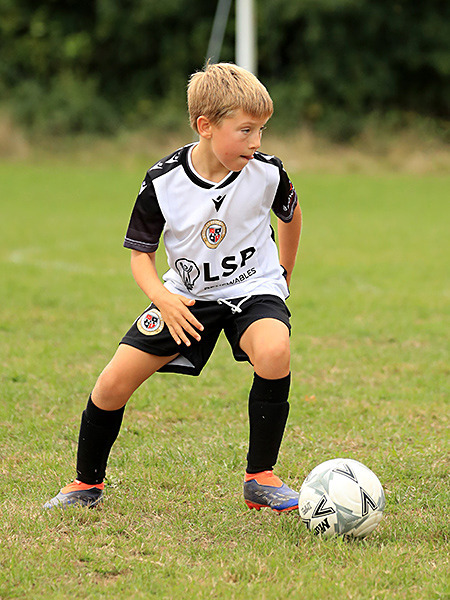 0098 - Farnborough OBG U9s v. Bromley FC U9s