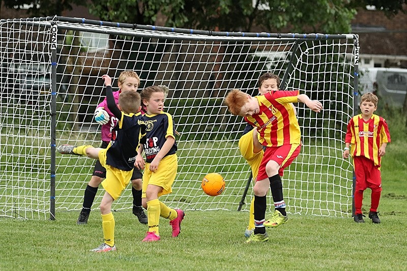 0271_AMT_4770 - Farnborough OBG FC Under 9s at Baldon Sports Tournament