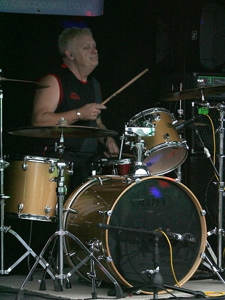 RT5B5960 - Suburbanstar at Chislehurst Rocks