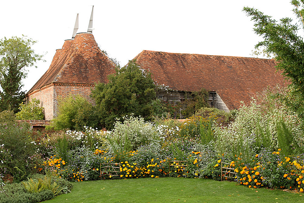 230_IMG_0075 - Great Dixter garden, autumn 2019