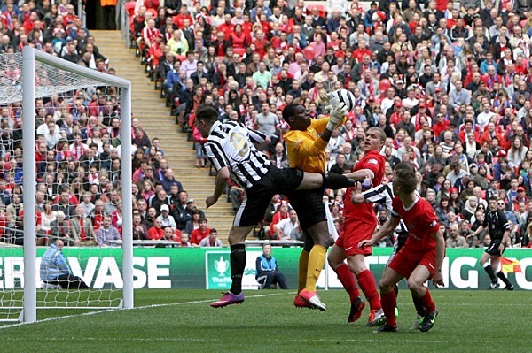 23_RT5B0210 - FA Carlsberg Vase Final 2013