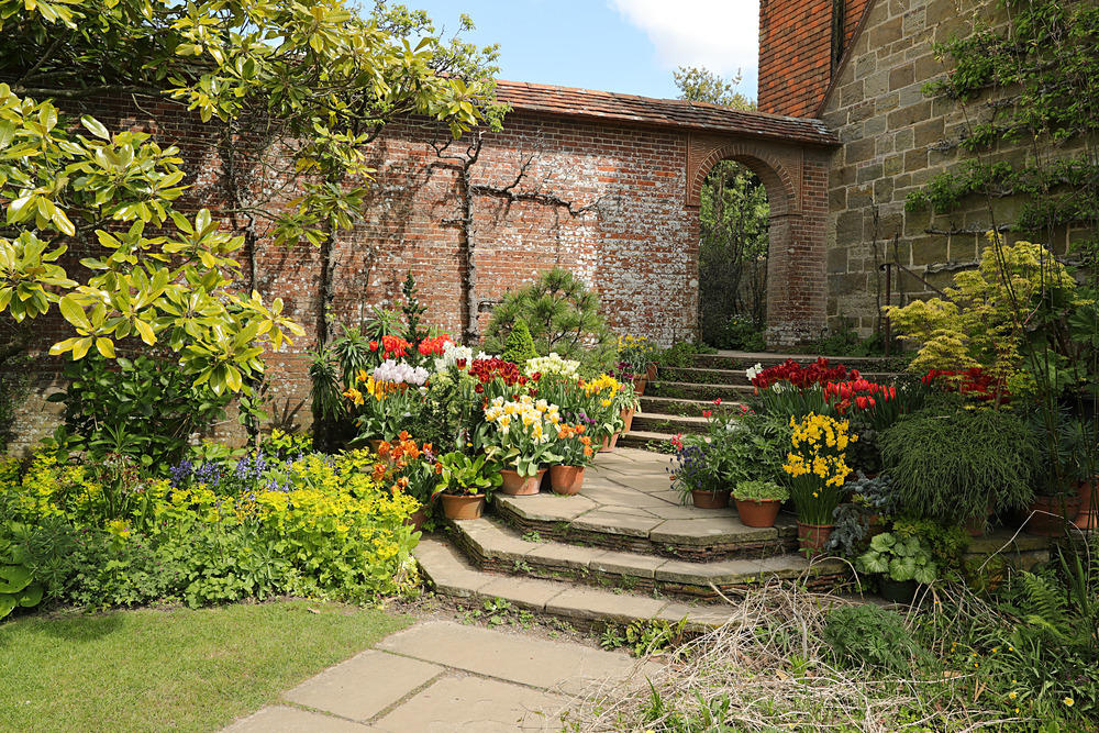 AW1I5183 - Great Dixter April 2024