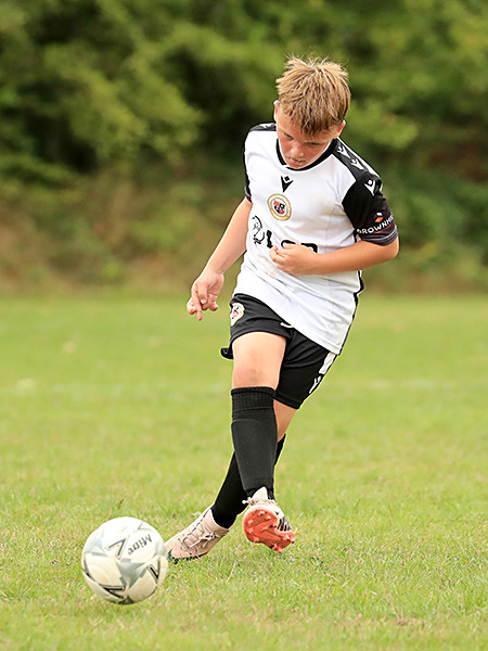 0125 - Farnborough OBG U9s v. Bromley FC U9s
