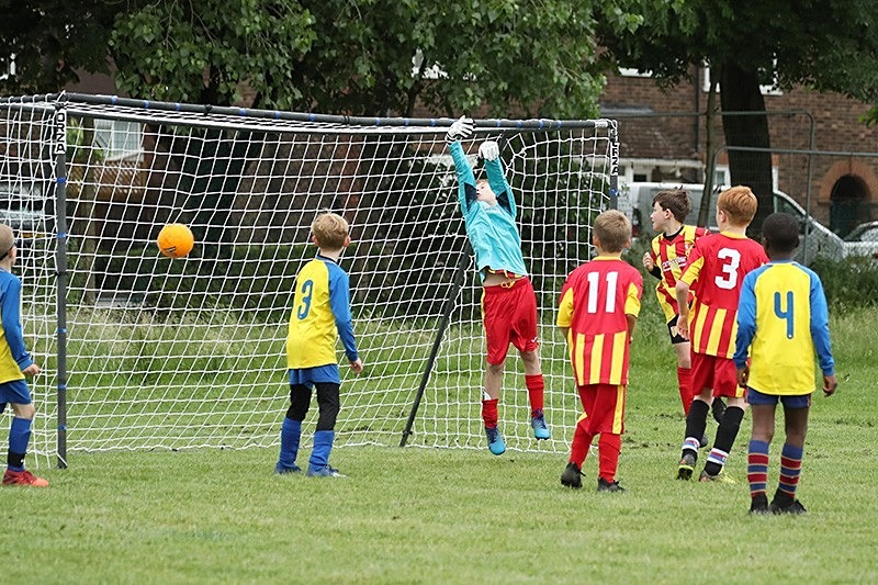 0441_AMT_4842 - Farnborough OBG FC Under 9s at Baldon Sports Tournament