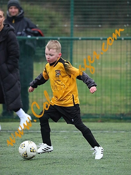 B_020 - Action: Group B: Burgess Hill Blacks, Cuckfield Cosmos, Maidenbower Colts, Three Bridges Blacks