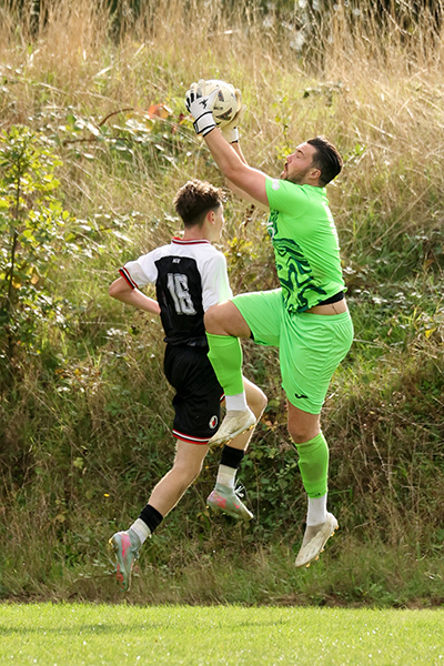0025 - Farnborough OBG v. Ide Hill