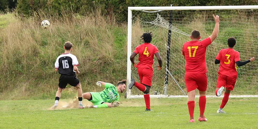 0014 - Farnborough OBG v. Ide Hill