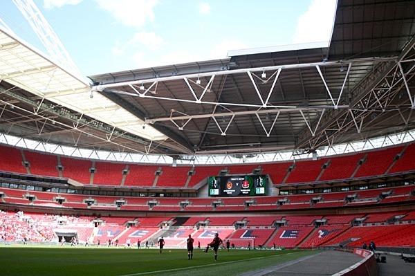 02_RT5B0163 - FA Carlsberg Vase Final 2013