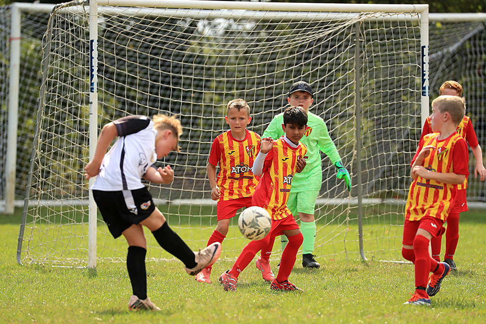 0052 - Farnborough OBG U9s v. Bromley FC U9s