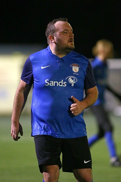 0636_BV8Q9120 - Sands United (Kent) v. Essex Referees