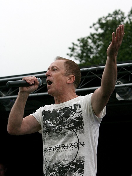 RT5B5929 - Suburbanstar at Chislehurst Rocks