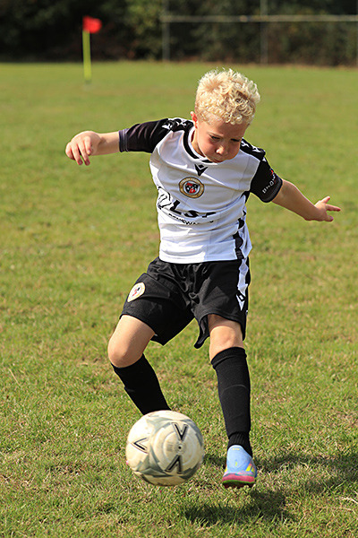 0037 - Farnborough OBG U9s v. Bromley FC U9s