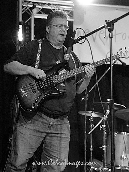 AF0I0037bw - Never Too Late and Los Habituales