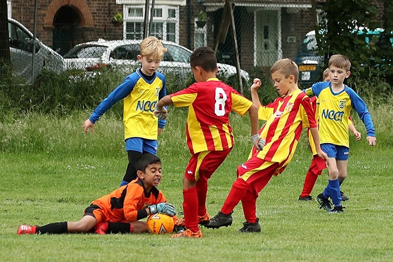 0341_AMT_4797 - Farnborough OBG FC Under 9s at Baldon Sports Tournament