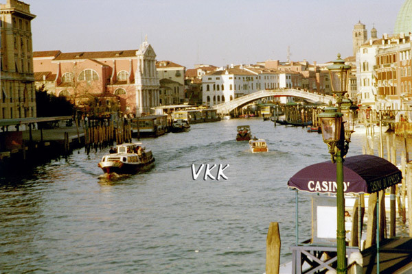 Venice Waterways - Travel & Places